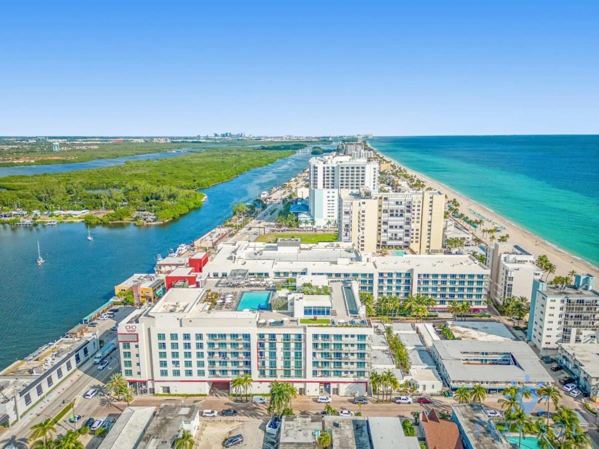 Rooftop Pool & Hot Tub - Gym - Hollywood Beach Kültér fotó